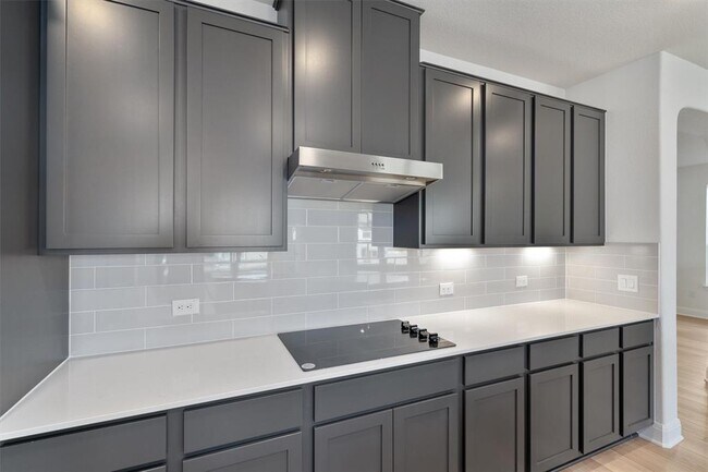 Building Photo - 8007 Marigny Wy