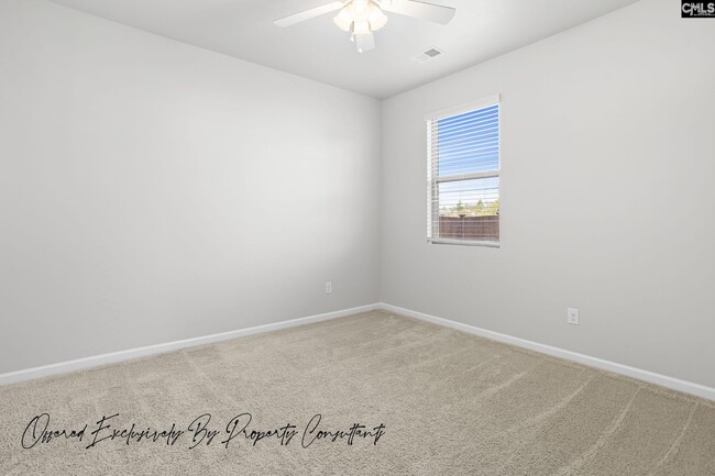 Building Photo - 548 Rimer Pond Rd