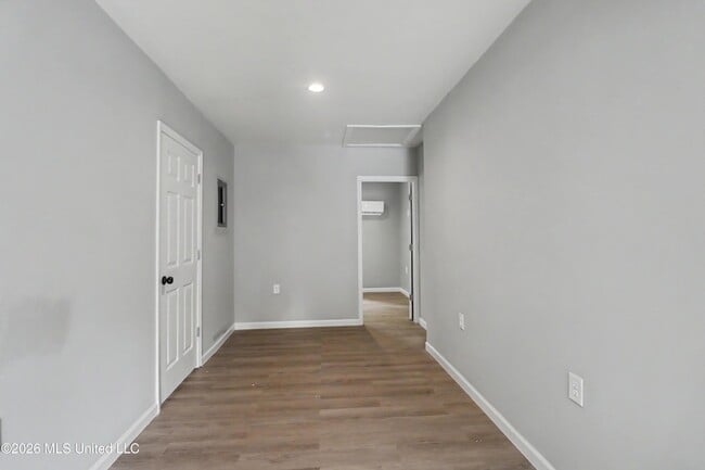 Building Photo - 9424 Daisy Vestry Rd