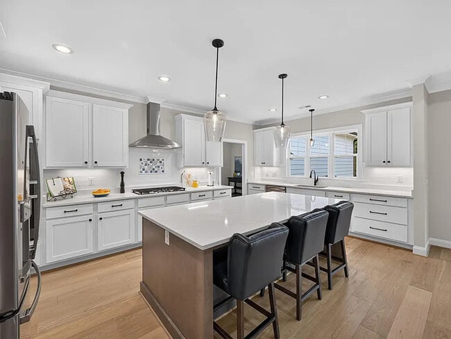 Building Photo - Lease OR Lease to Own