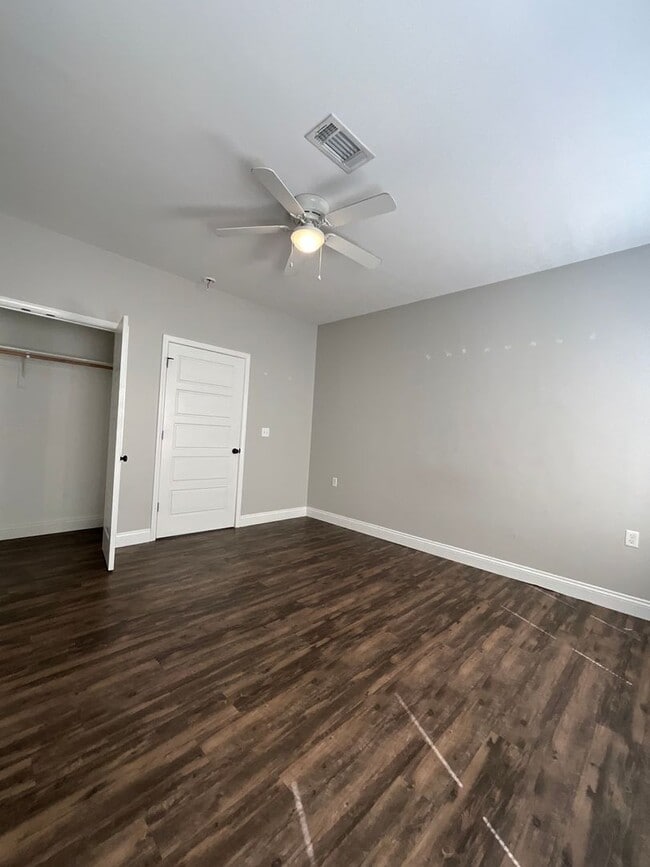 Building Photo - 102 Lacey Eden Ln