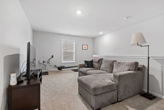 Building Photo - Stunning 4 Bed, 3 Bath Home in Durham!