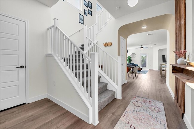 Building Photo - 12520 Anthology St