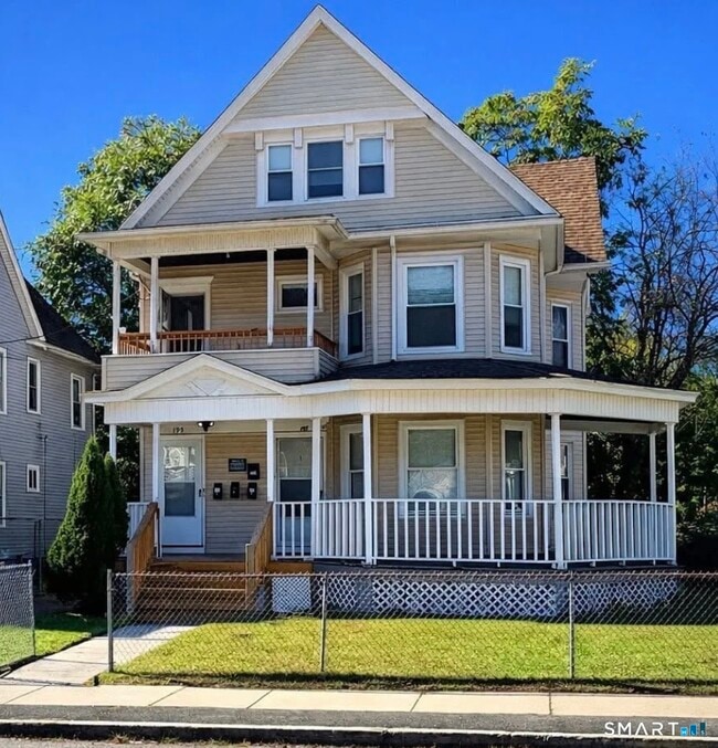 Building Photo - 195 Edgewood St