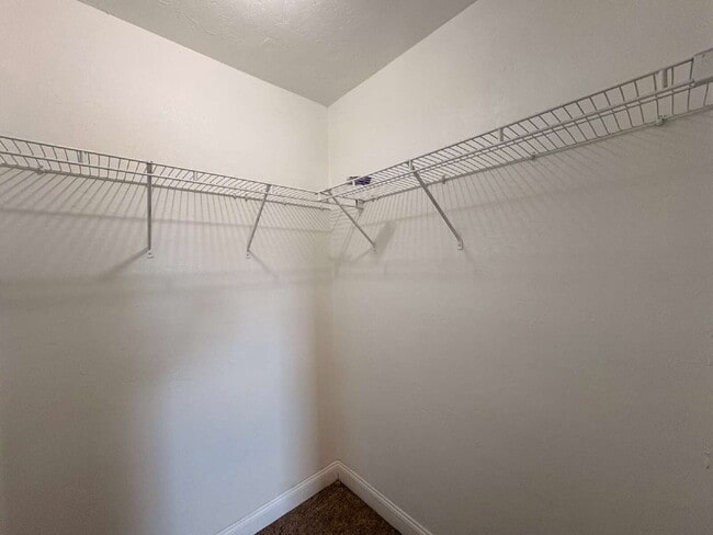 Building Photo - Charming Rental Home in Northwest Ocala – Comfort, Convenience & Value!