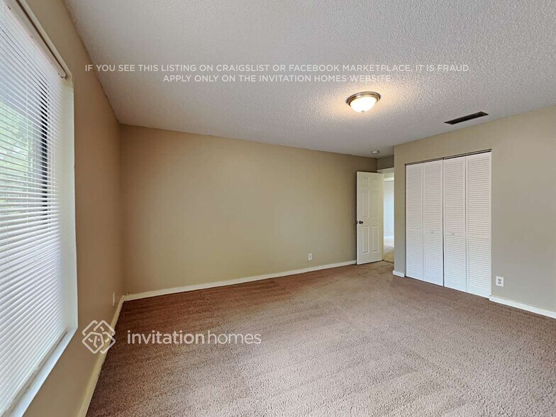 Building Photo - 9062 NW 44th Ct