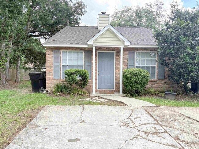 Primary Photo - 3910 Gaffney Loop