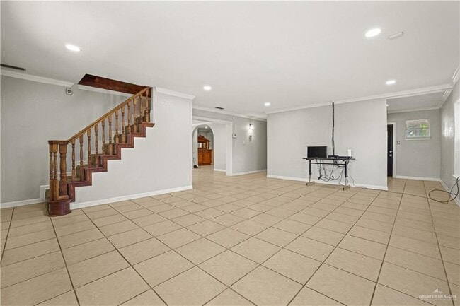 Building Photo - 16 Chaparral