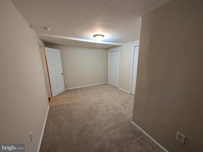 Building Photo - 1332 15th St NW