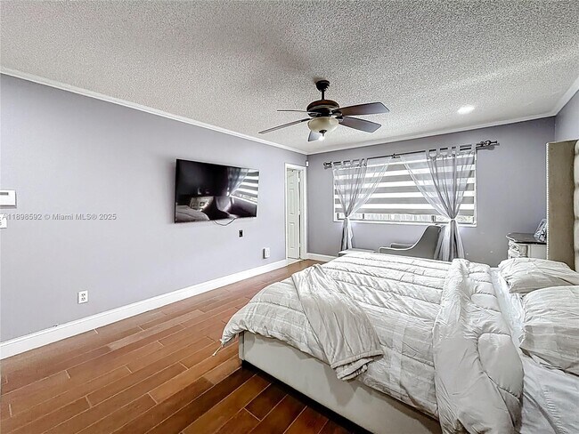 Building Photo - 8060 NW 51st Ct