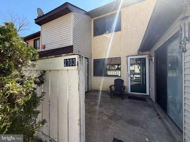 Building Photo - 2703 Mimosa Ct