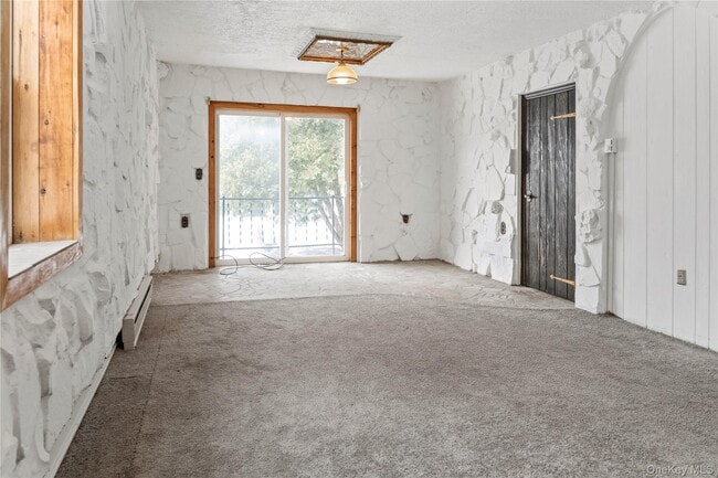 Building Photo - 378 Broadway