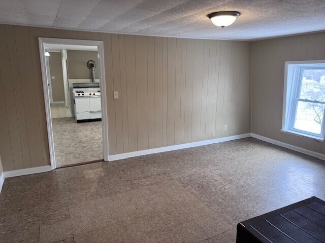 Building Photo - 308 Plantation St