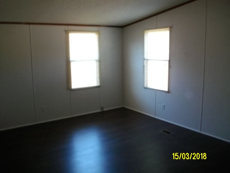 Building Photo - 387 Deanne Ln