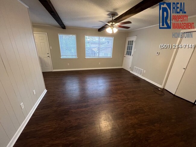 Building Photo - 3211 Duke Ct