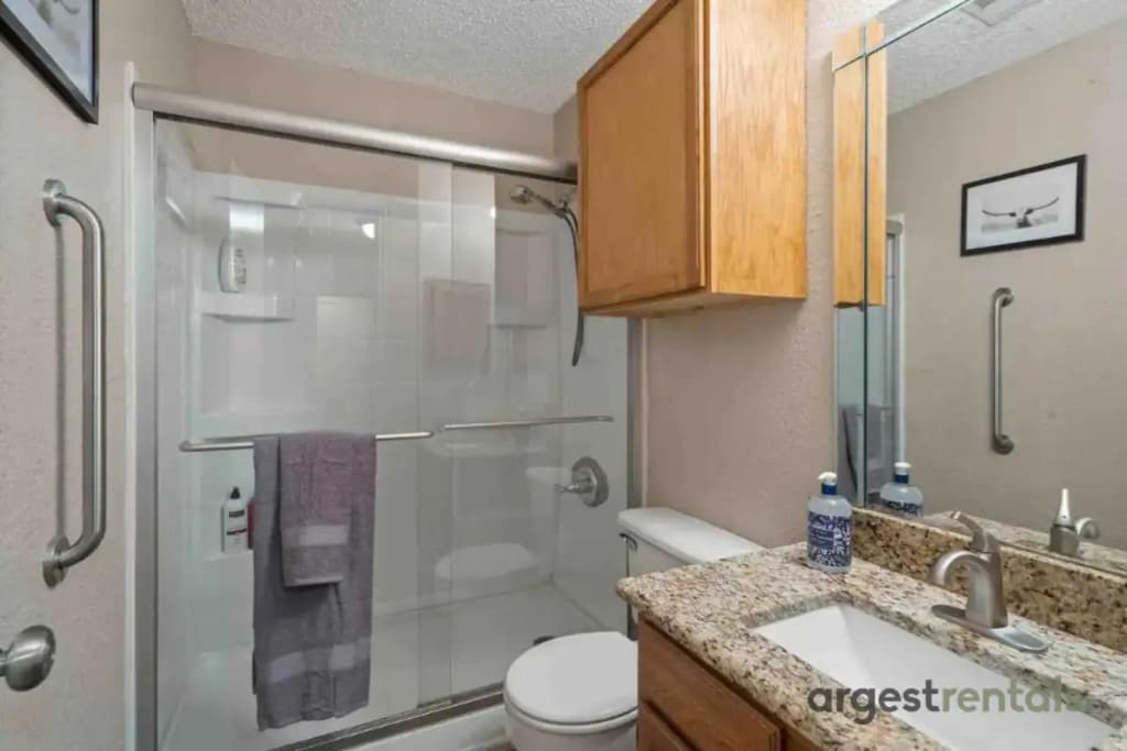 Building Photo - 4143 Norway Ln