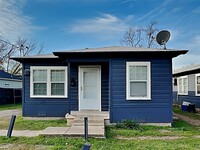 Building Photo - 2805 Carter St