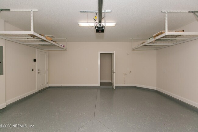 Building Photo - 136 Oyster Bay Way