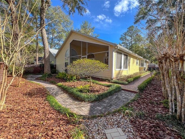 Building Photo - 12320 NW 10th Pl