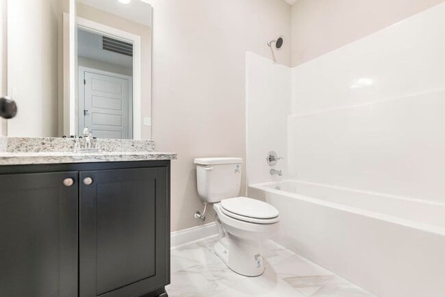 Building Photo - 402 Otters Rdg Dr