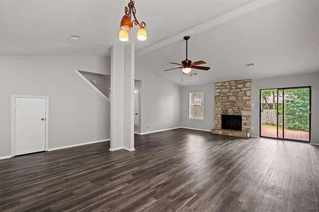 Building Photo - 9901 Willers Way