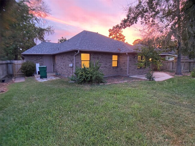 Building Photo - 13510 Wintercrest Dr