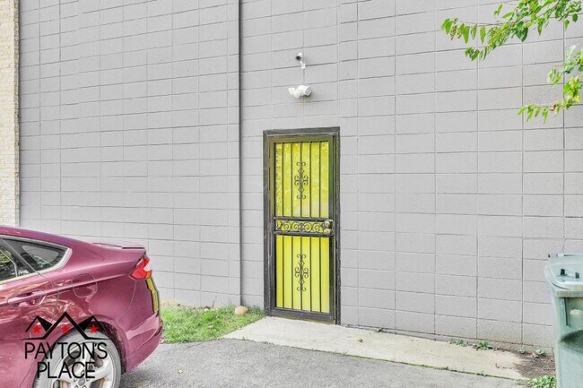 Building Photo - 4820 13th St NW #2