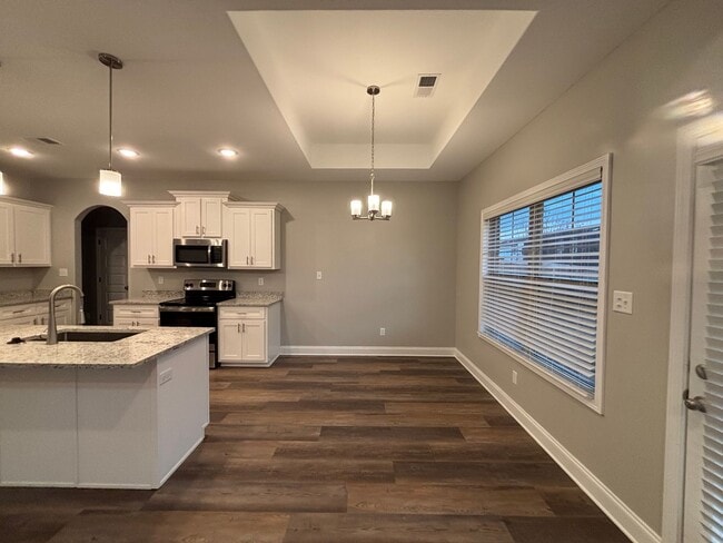 Building Photo - 9991 Messana St