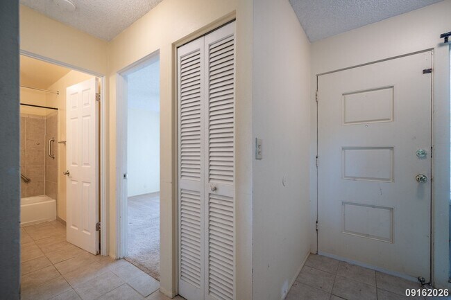 Building Photo - 47-705 Hui Kelu St #3