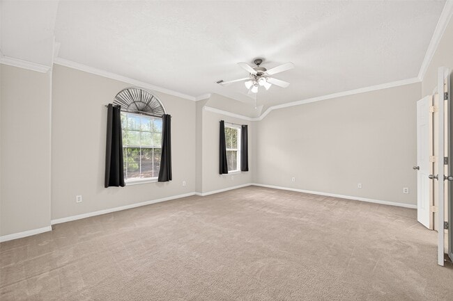 Building Photo - 11 Nestlewood Pl