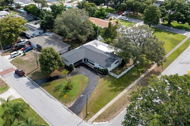 Primary Photo - 1801 Bellemeade Dr
