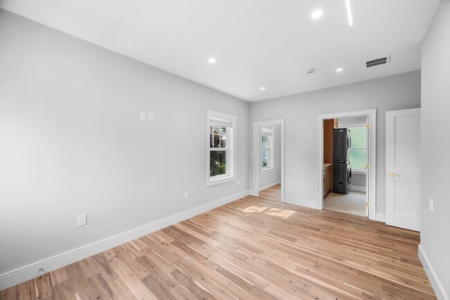 Building Photo - 30 Pitman Rd