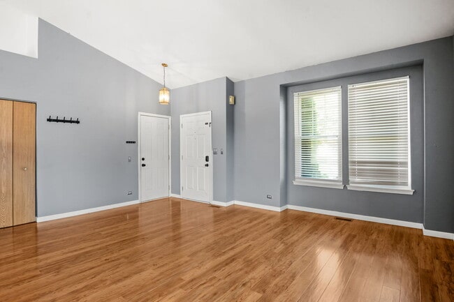 Building Photo - 776 Chesterfield Ln
