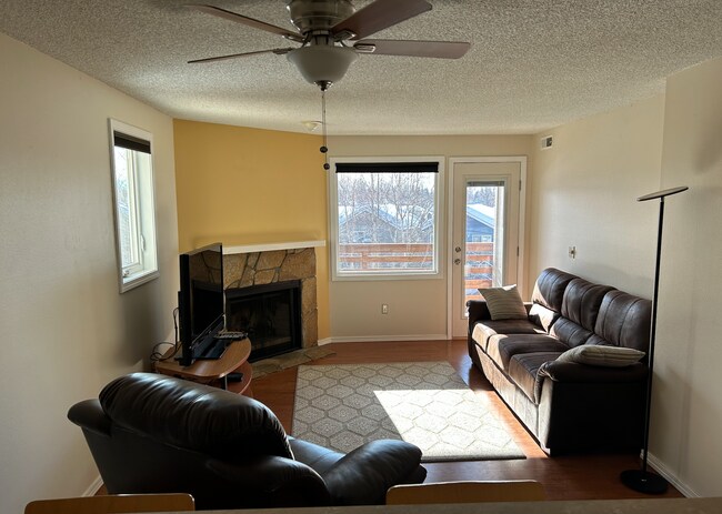 Main Living Room From Kitchen - 9725 Independence Dr