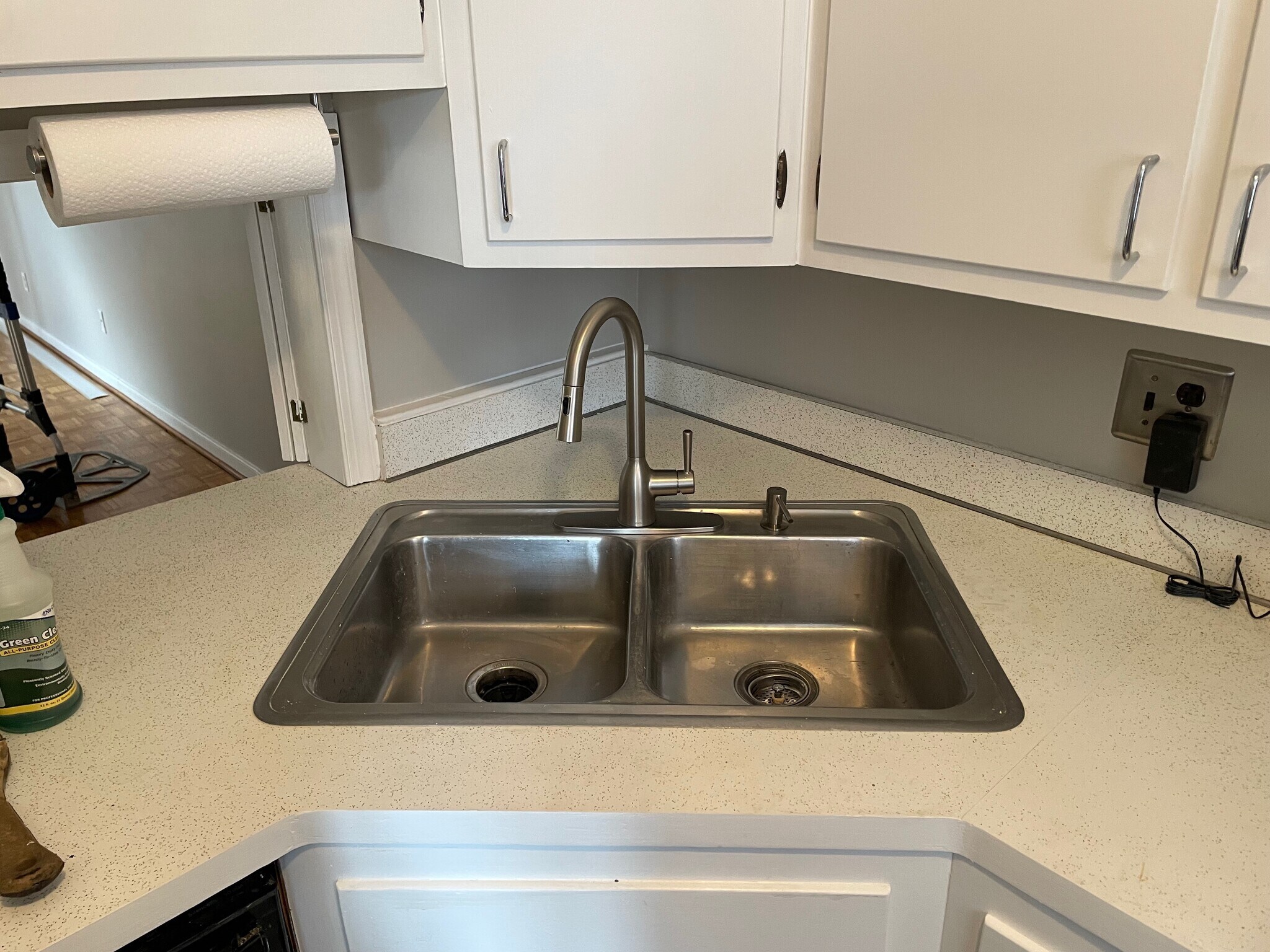 Kitchen - 509 N Hamilton St