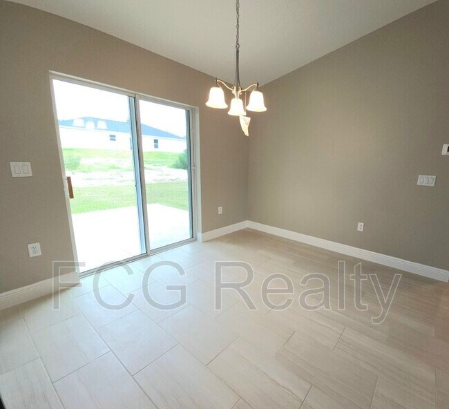Building Photo - 3790 SW 137th Pl