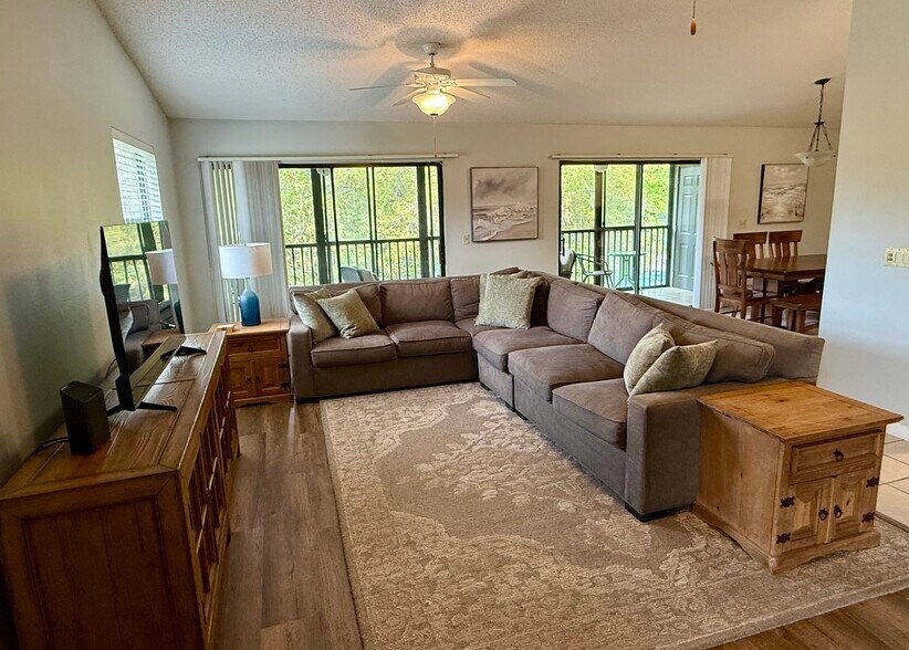 Building Photo - 26 Talavera Ct