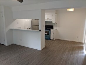 Building Photo - 3509 Alpine Cir