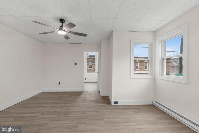 Building Photo - 1812 S 17th St