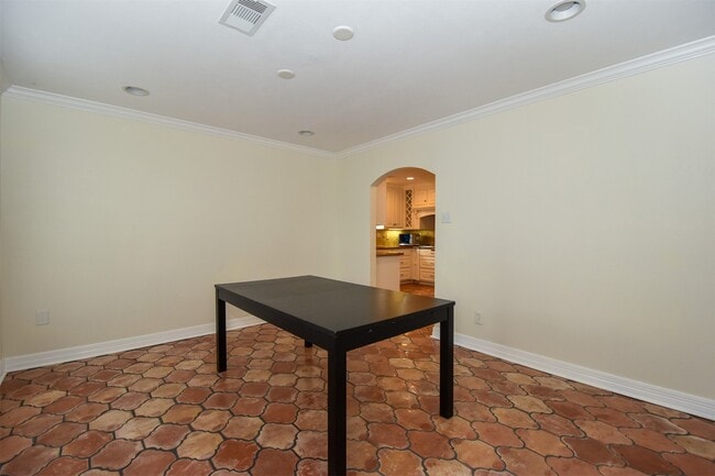 Building Photo - 18603 Point Lookout Dr