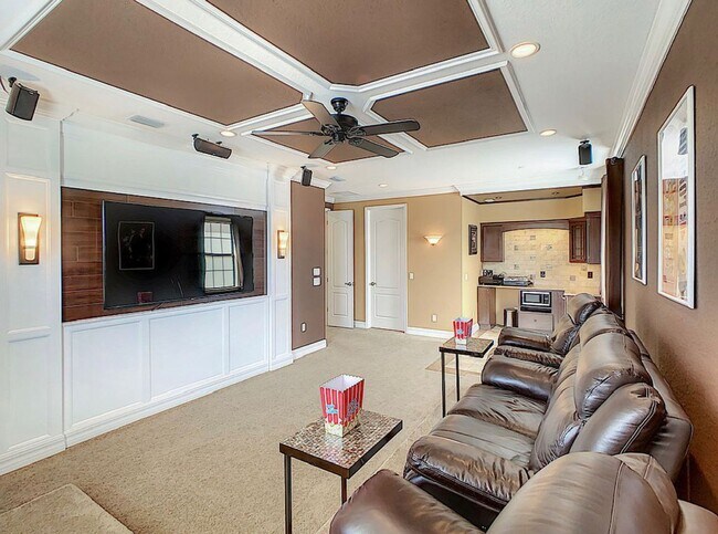 Building Photo - Luxury Living in Woodland Lakes Preserve: Fully-Furnished