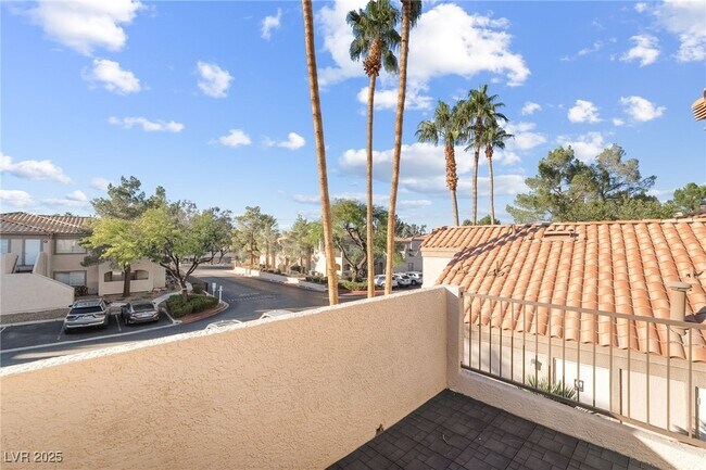 Building Photo - 1851 Hillpointe Rd