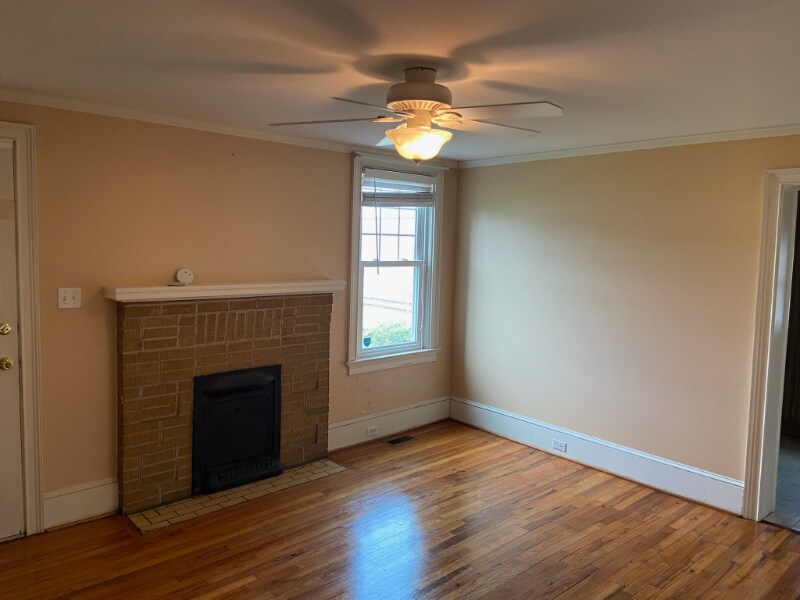 Building Photo - 1315 Hamrick Ave