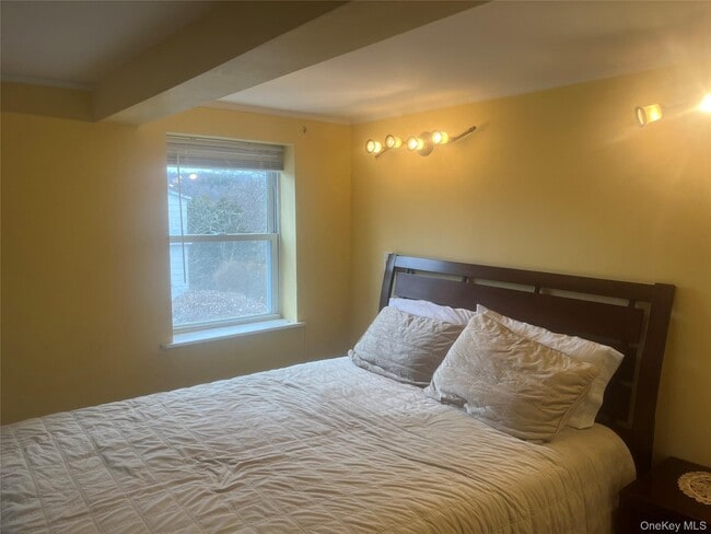 Building Photo - 13 Summitt Pl