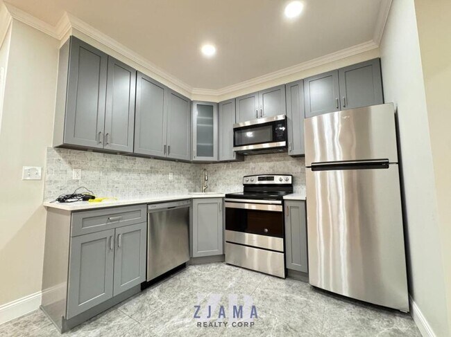 Primary Photo - 2 bedroom in BROOKLYN NY 11213