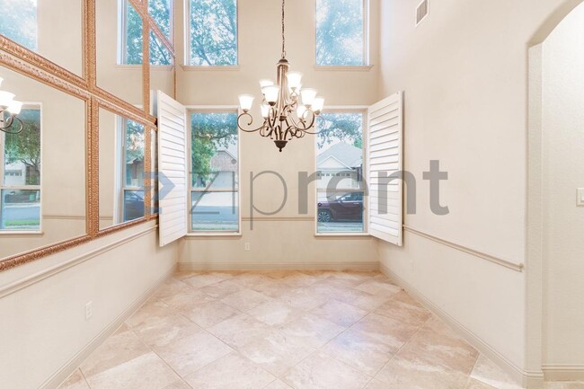 Building Photo - 300 Jack Ryan Ln