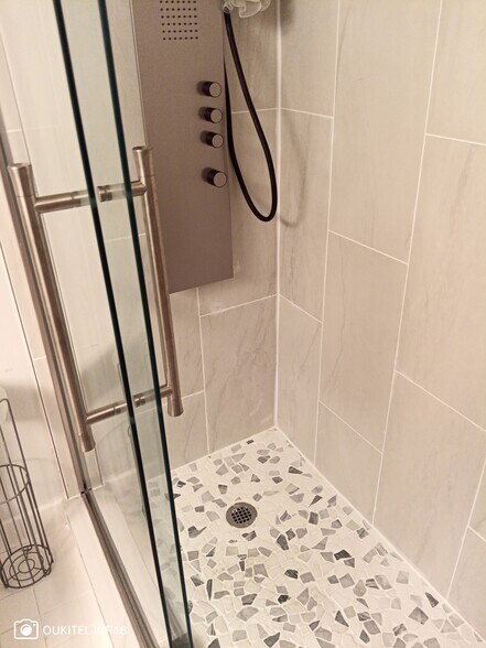 Building Photo - 90 Helmsman Way