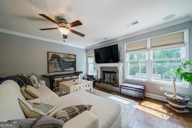 Building Photo - 947 Lenox Hill Ct NE