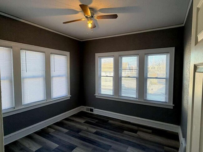 Building Photo - 2217 N 15th St