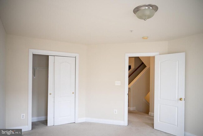 Building Photo - 5115 Grimm Dr